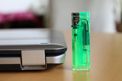 ライターと比較