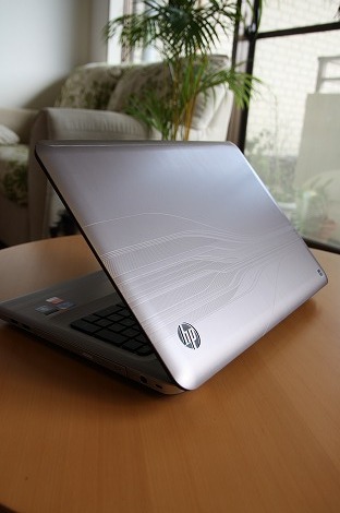 HP Pavilion dv7レビュー