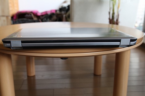 HP Pavilion dv7背面部