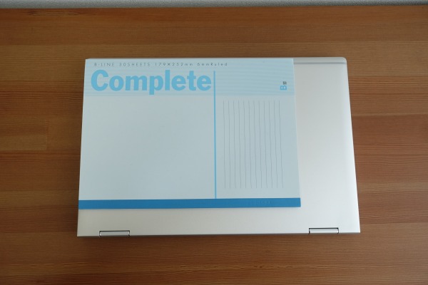 HP EliteBook x360 1040 G5とB5サイズノートを比較