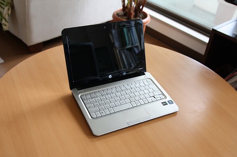 HP Pavilion dm1aデザイン